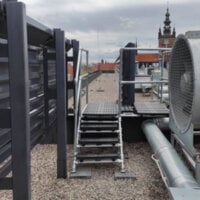 Rooftop Stairs - A Non-Penetrating System for Safe Access