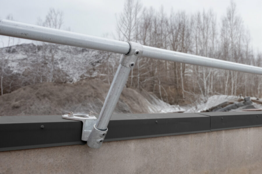 Parapet Mounted