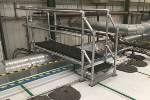 Rooftop Stairs - A Non-Penetrating System for Safe Access