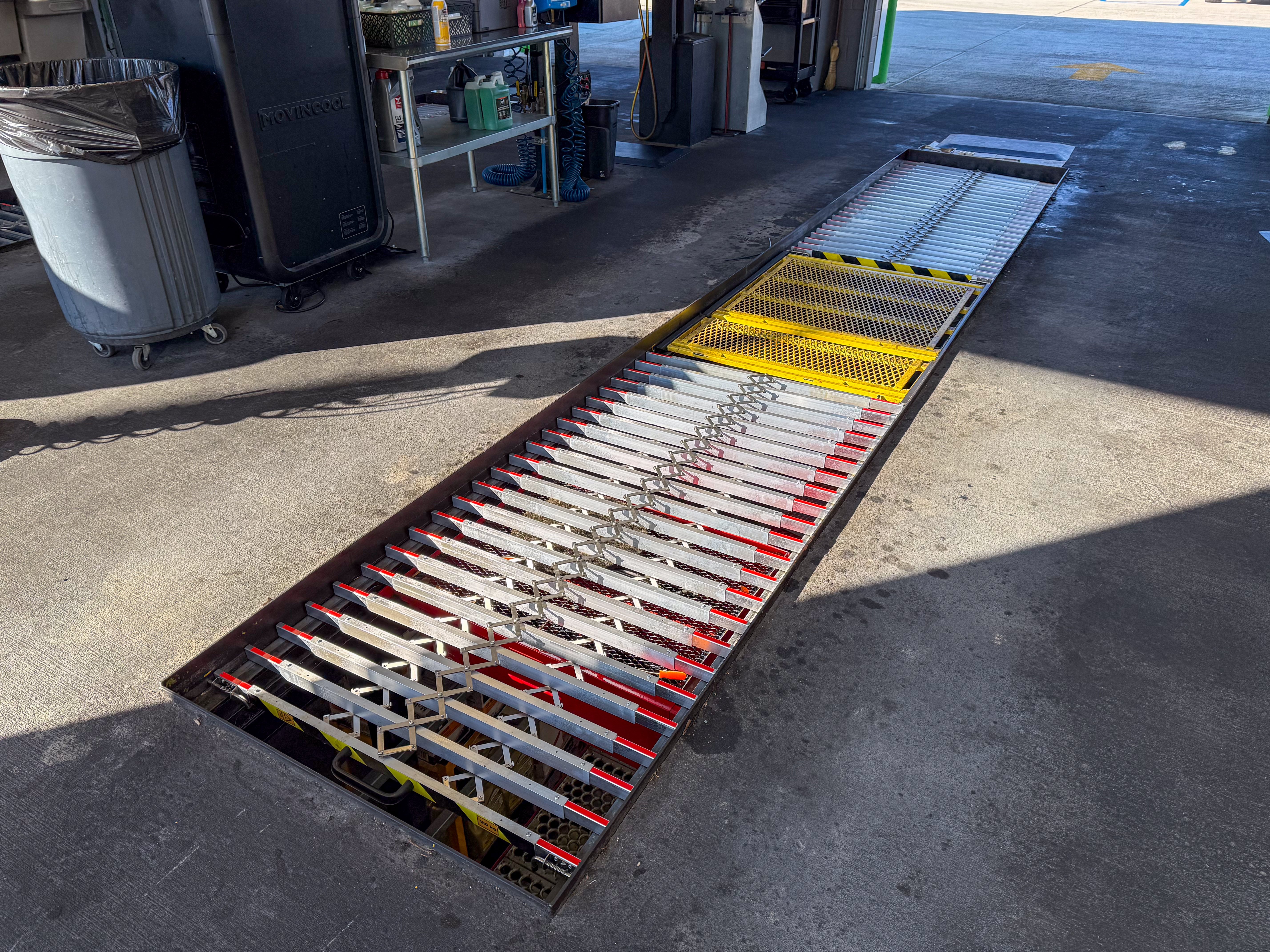 Canadian Vehicle Service Pits