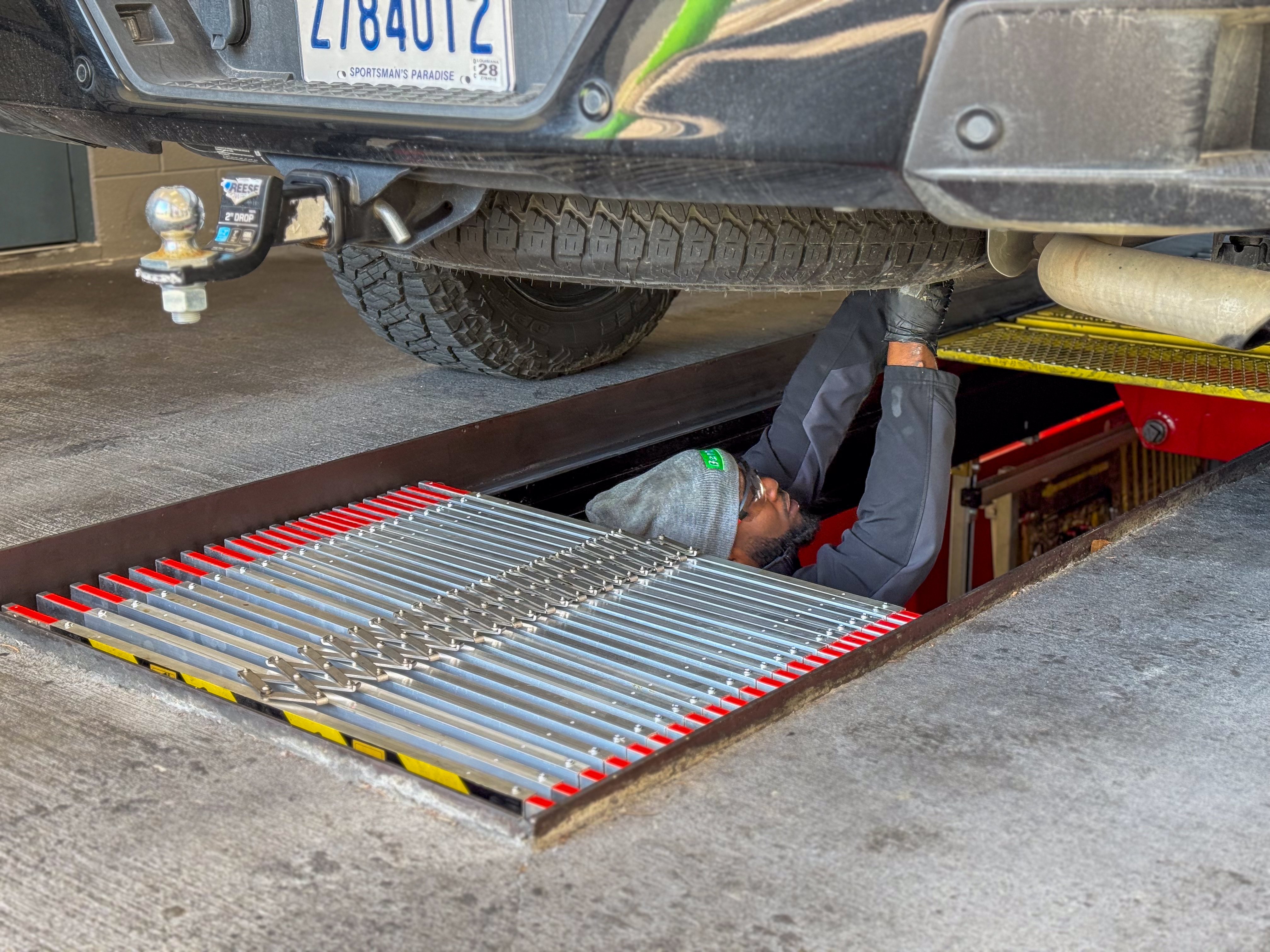 Vehicle Service Pit Cover