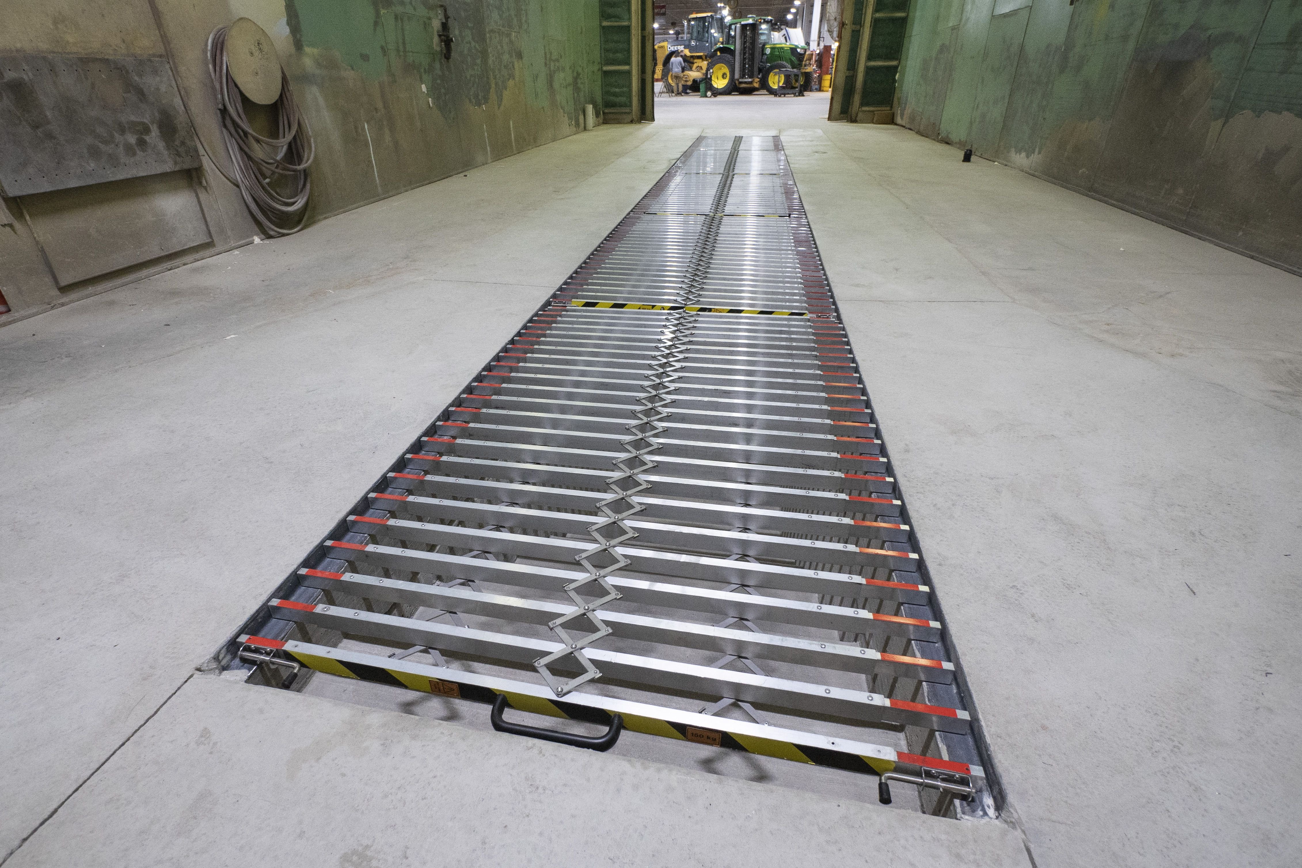 Vehicle Inspection Pit Cover