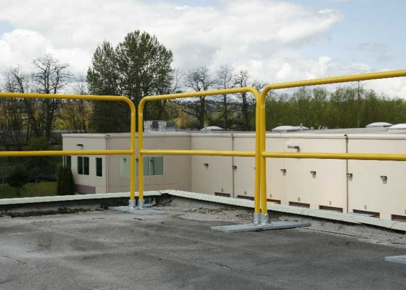 Temporary Rooftop Guardrail